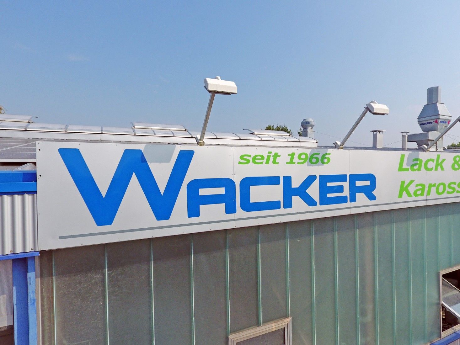 Lack & Karosserie Wacker GmbH - Südkirchen - Autolackiererei und Karosserie Wacker GmbH in Südkirchen